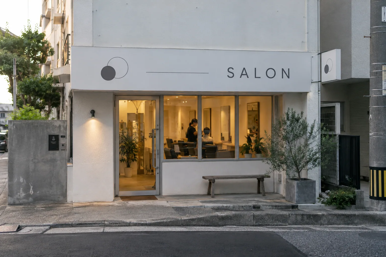 シート看板と照明を備えたヘアサロンの外観の生成イメージ